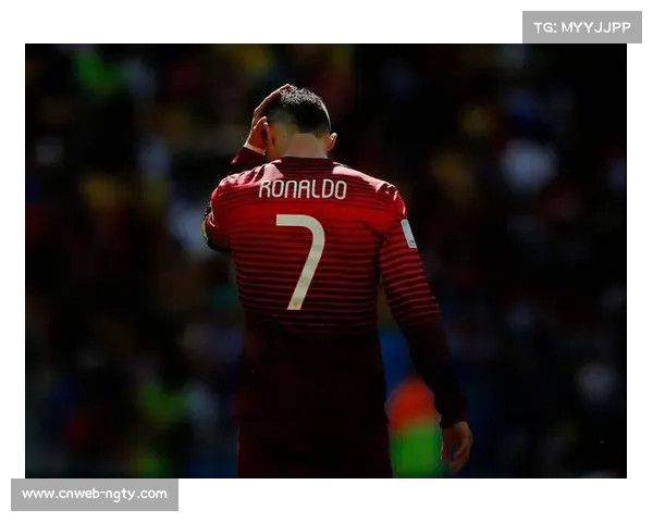 阿里巴巴冠名世俱杯，C罗获MVP张勇颁奖